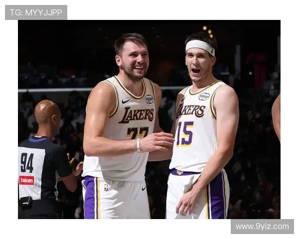 东契奇34分领衔 湖人力克灰熊迎胜利